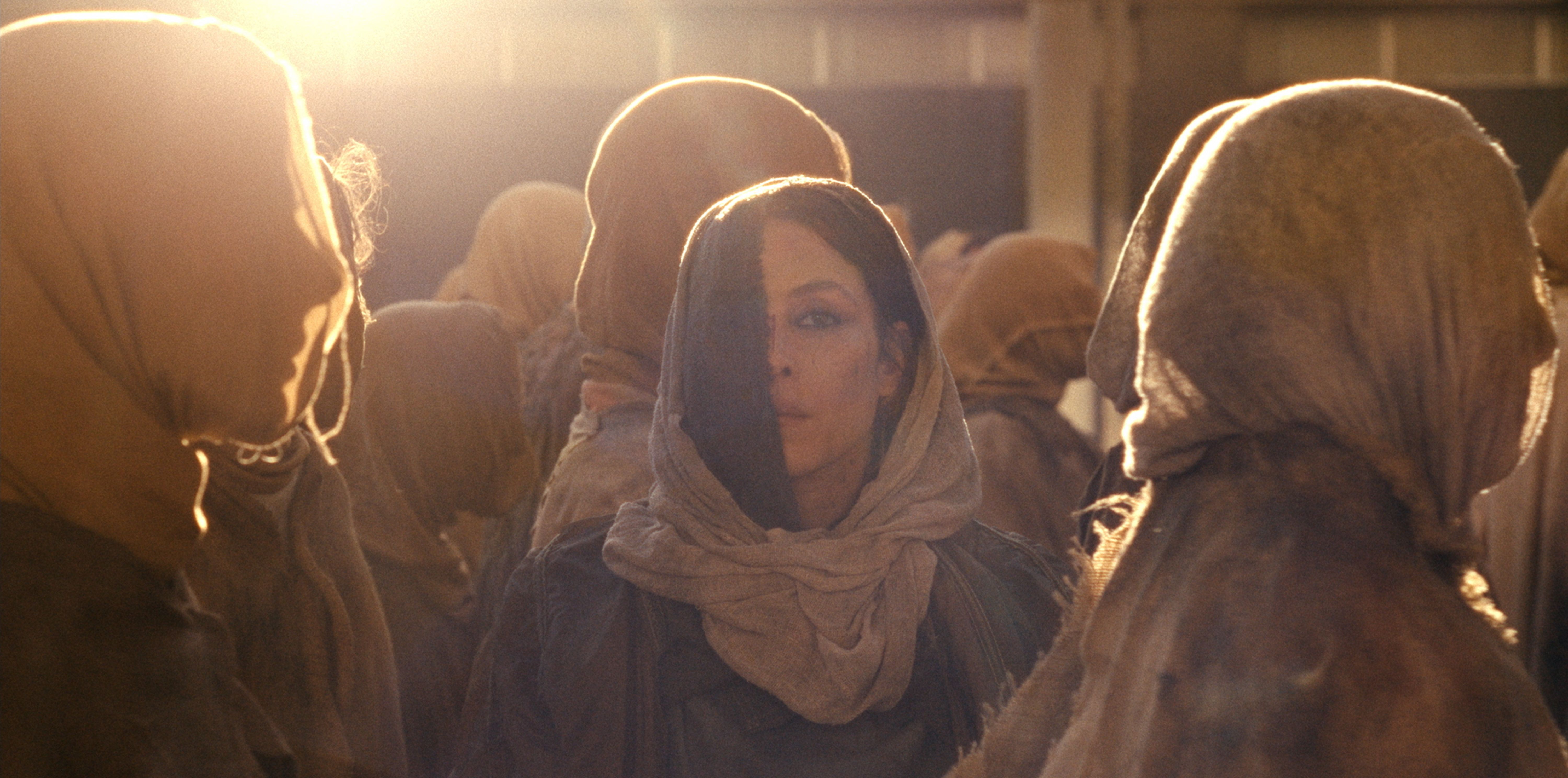 Noomi Rapace’s Sci-Fi Thriller 'Hot Spot' Is Like 'Dune's Deranged Cousin