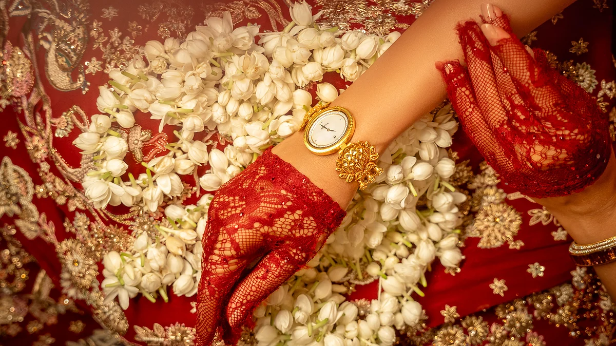 Tarun Tahiliani Designs Wedding-Ready Watches For Nebula By Titan