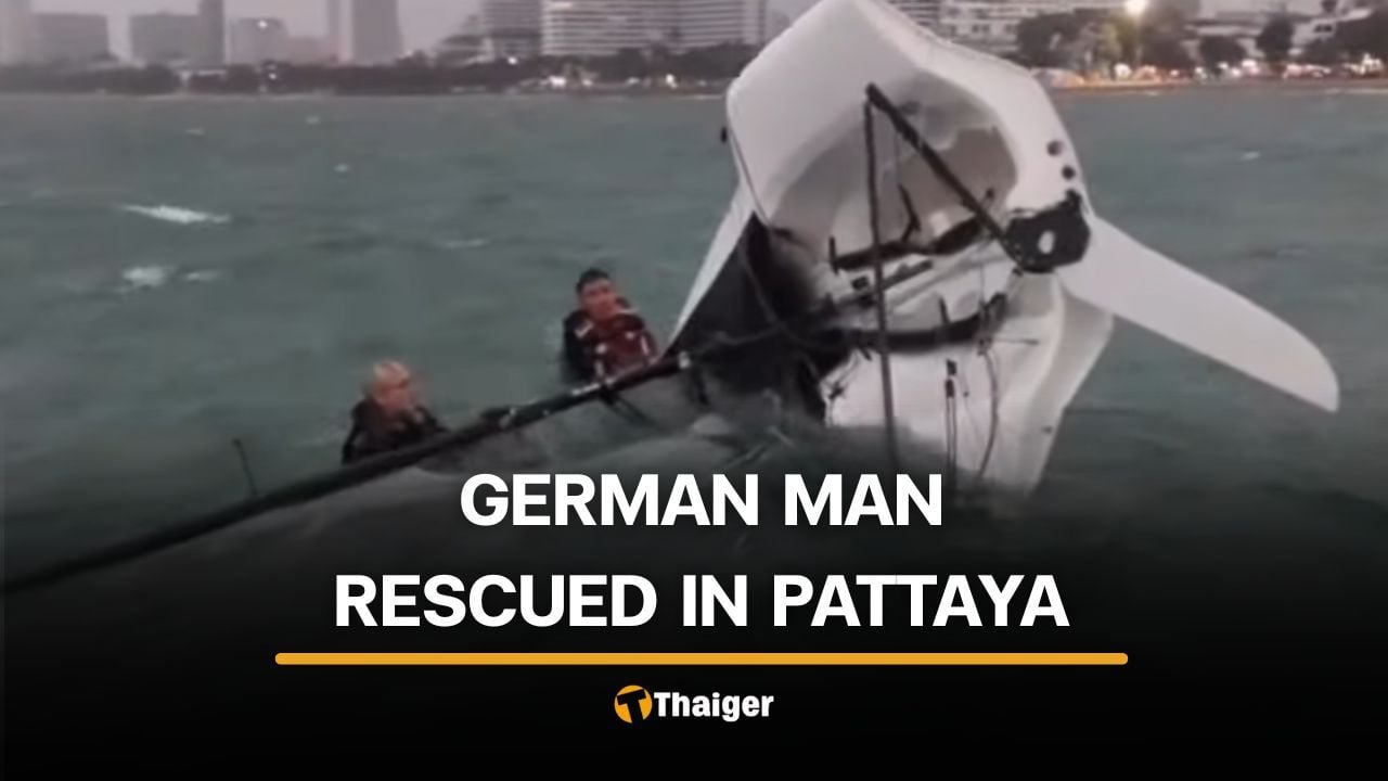 Pattaya rescuers save German man from capsized sailboat