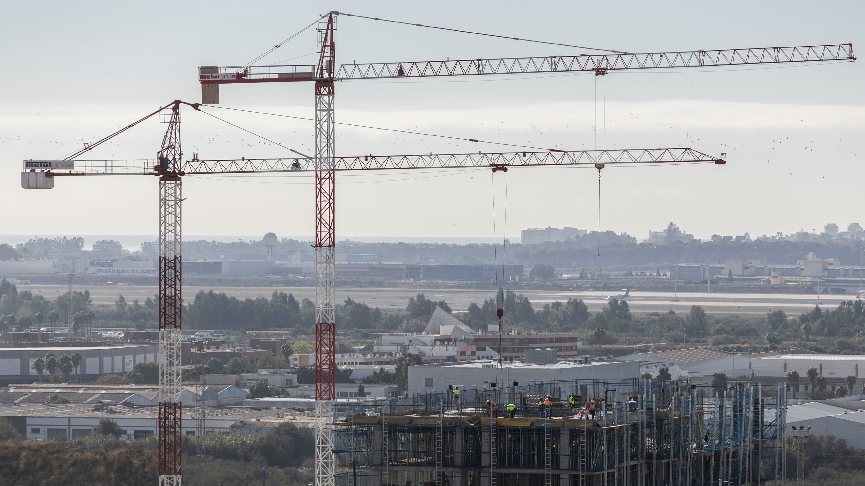 Municipalities barely invested 8% of their millionaire surplus last year