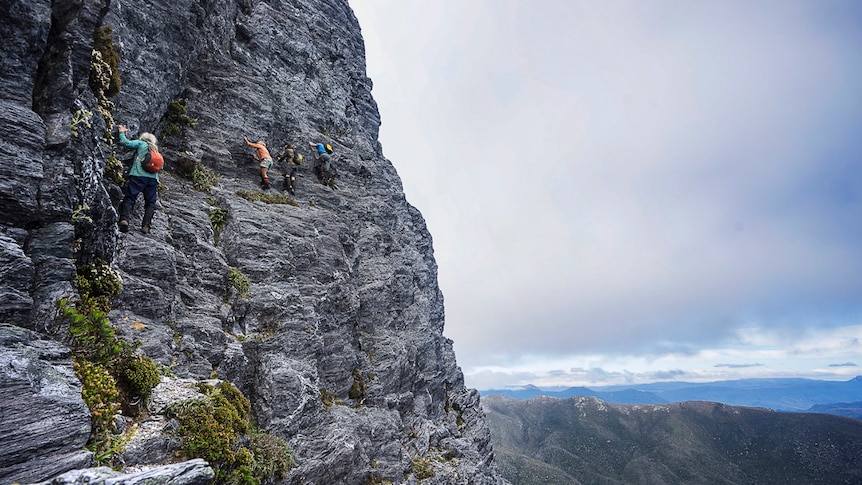 A 'gasp' and he was gone. Coroner warns of Federation Peak dangers