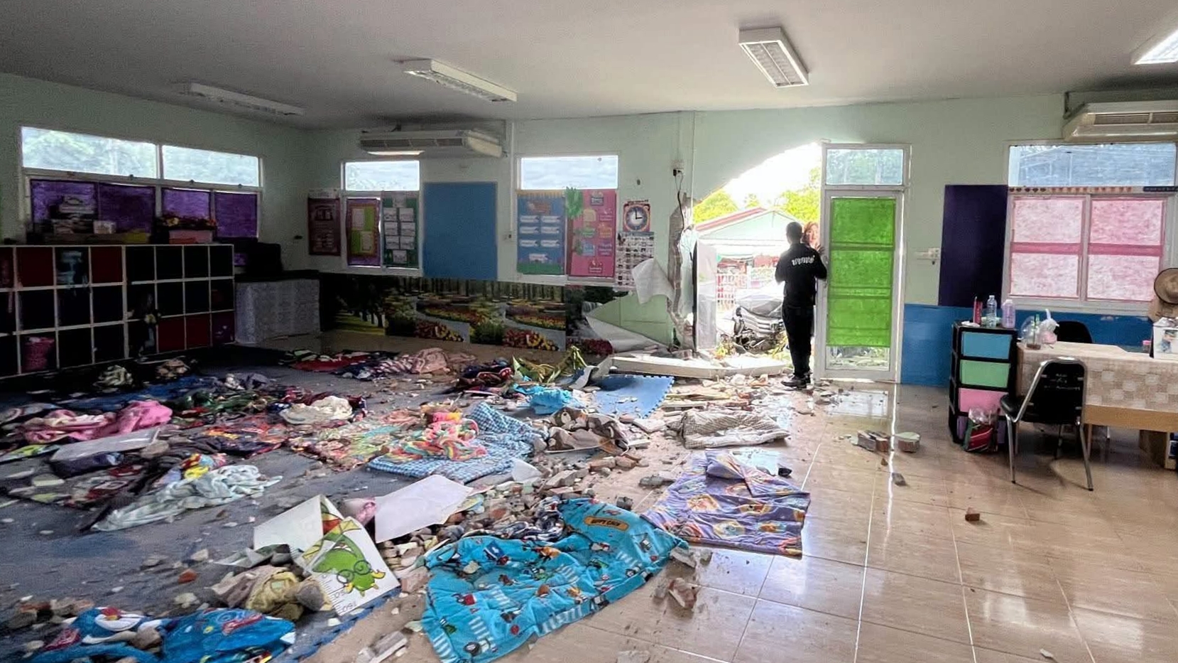 Car crashes into childcare centre in Kanchanaburi, about 10 injured