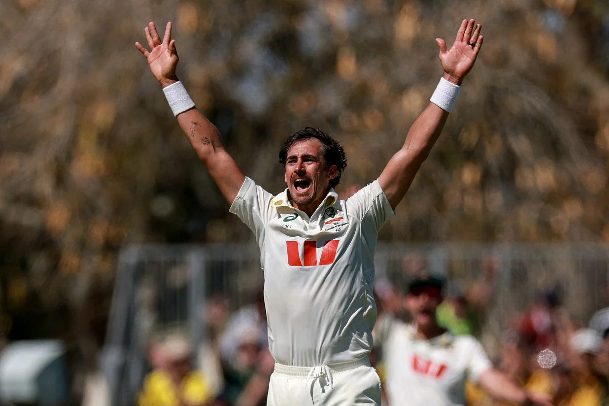 Mitchell Starc and Shoriful Islam star as 18 wickets fall in Australia-Bangladesh Test
