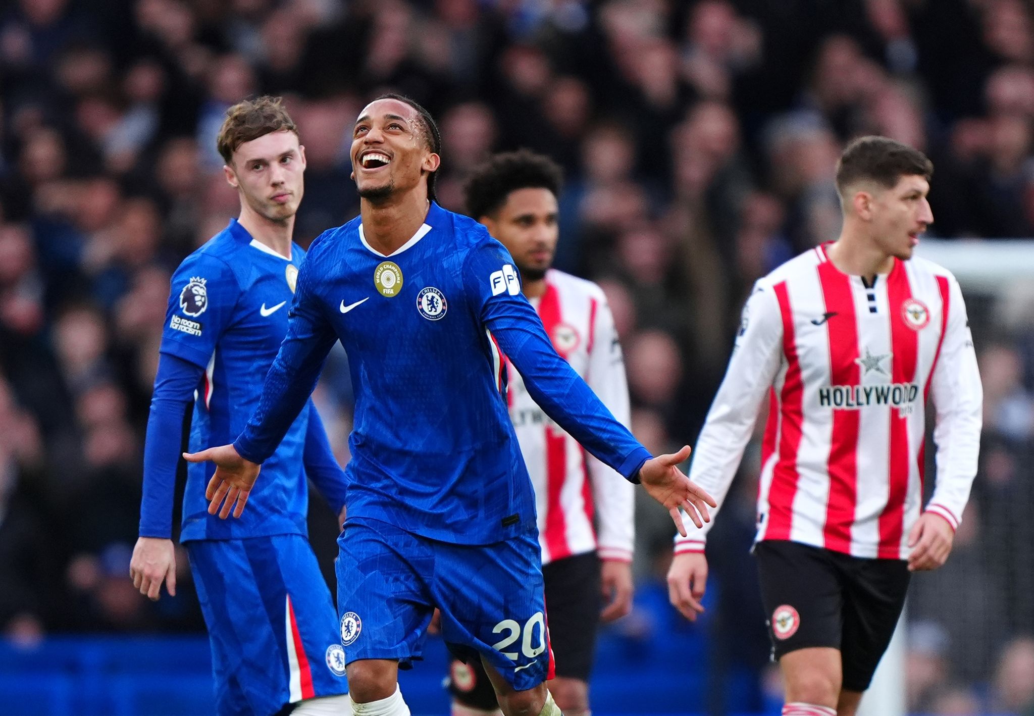 João Pedro signs improved Chelsea deal