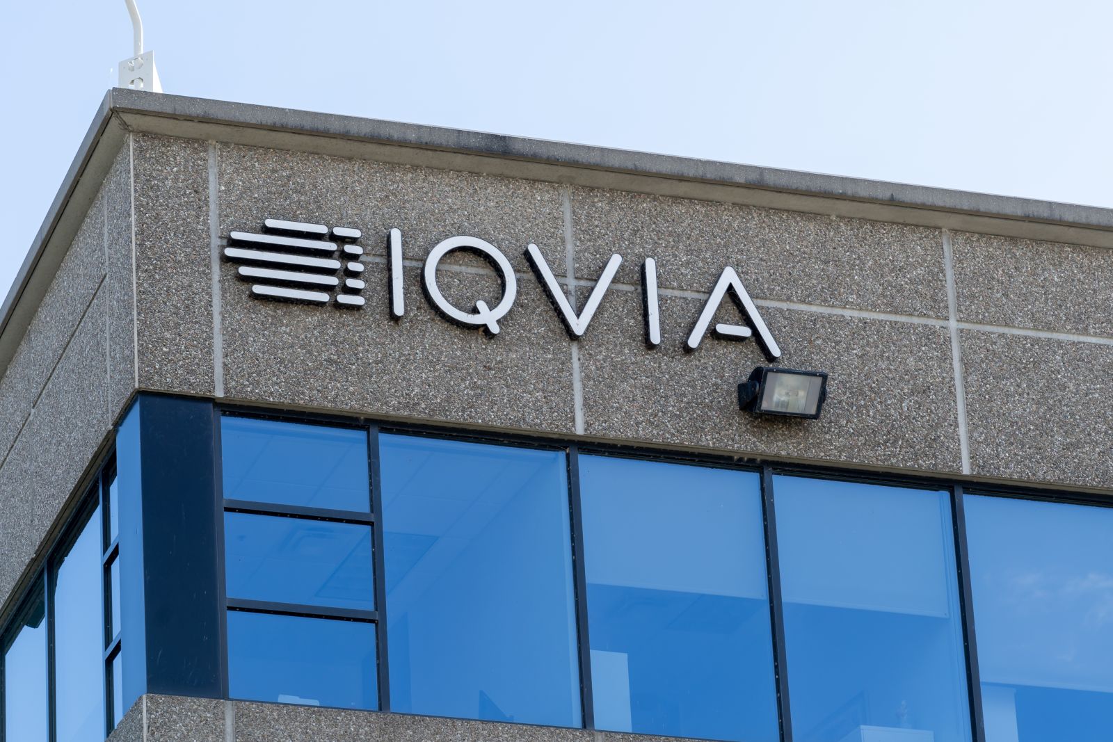 IQVIA Holdings Stock Outlook: Is Wall Street Bullish or Bearish?