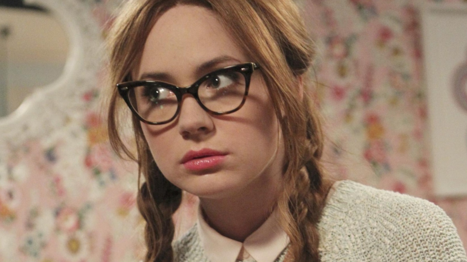 5 Sitcoms That Are Way Better Than Their Misleading Titles Would Indicate