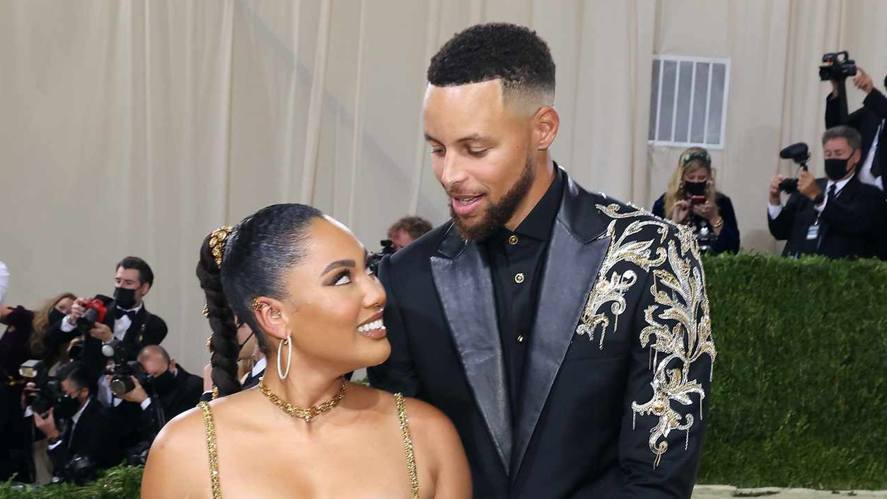 Stephen Curry and Ayesha Curry's foundation gets major $200,000 boost