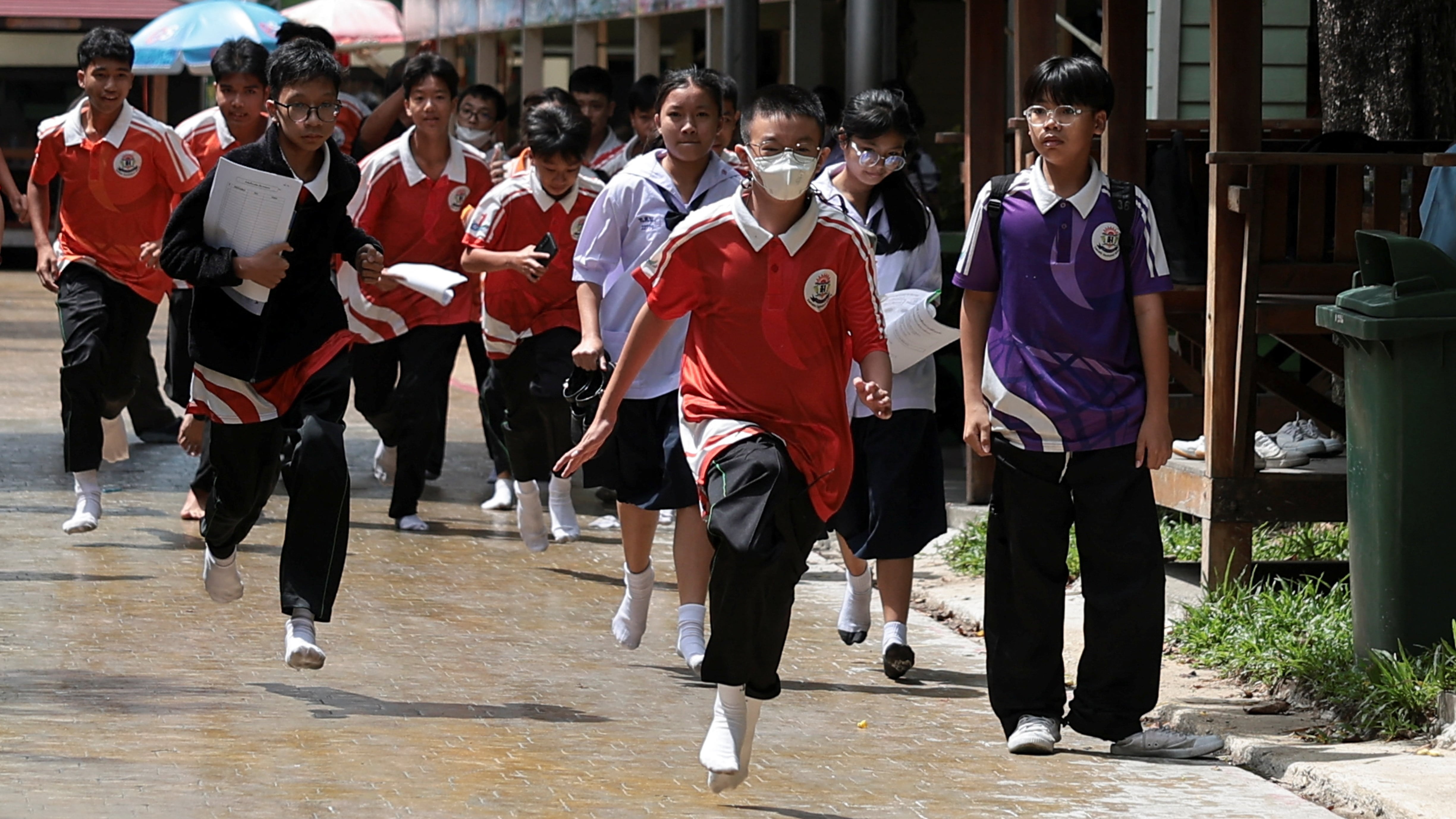 Seven dead as Thai teenager shoots teachers, pupils and grandparents