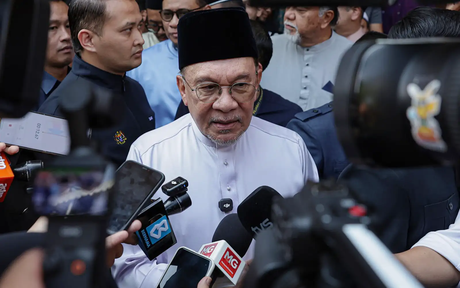 Since when do allocations go to MPs, asks Anwar