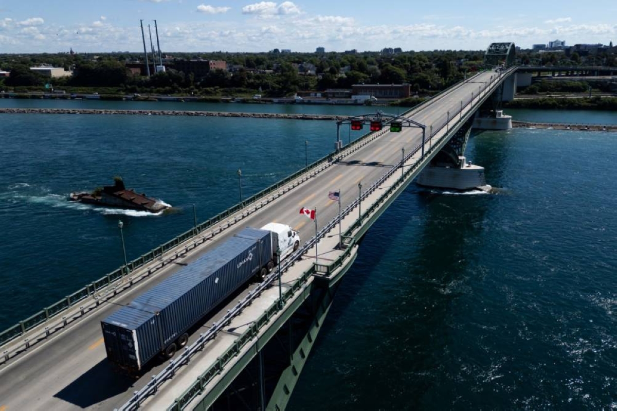 US hits Canadian goods with 50% tariffs after trade talks fail