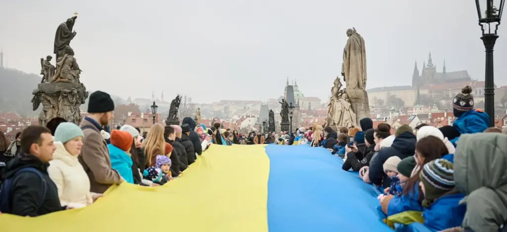 From Warsaw to New York, Ukrainians will form human chains on Independence Day
