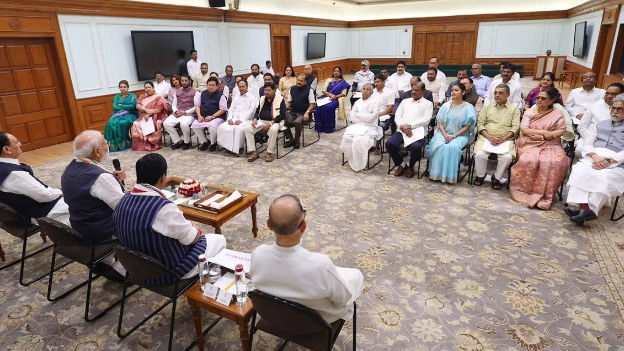 'Avoid Lutyens web': PM Modi's advice to 45 NDA MPs at breakfast meet