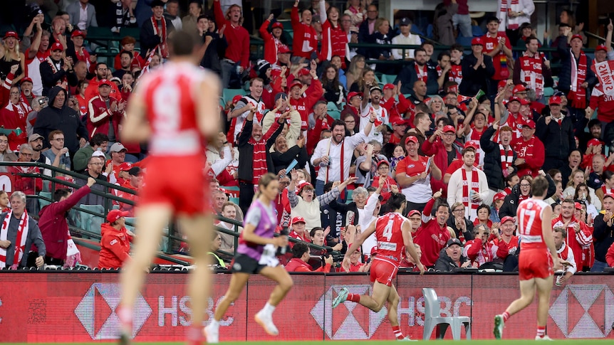 Sydney Swans fans grapple with scandal ahead of double header