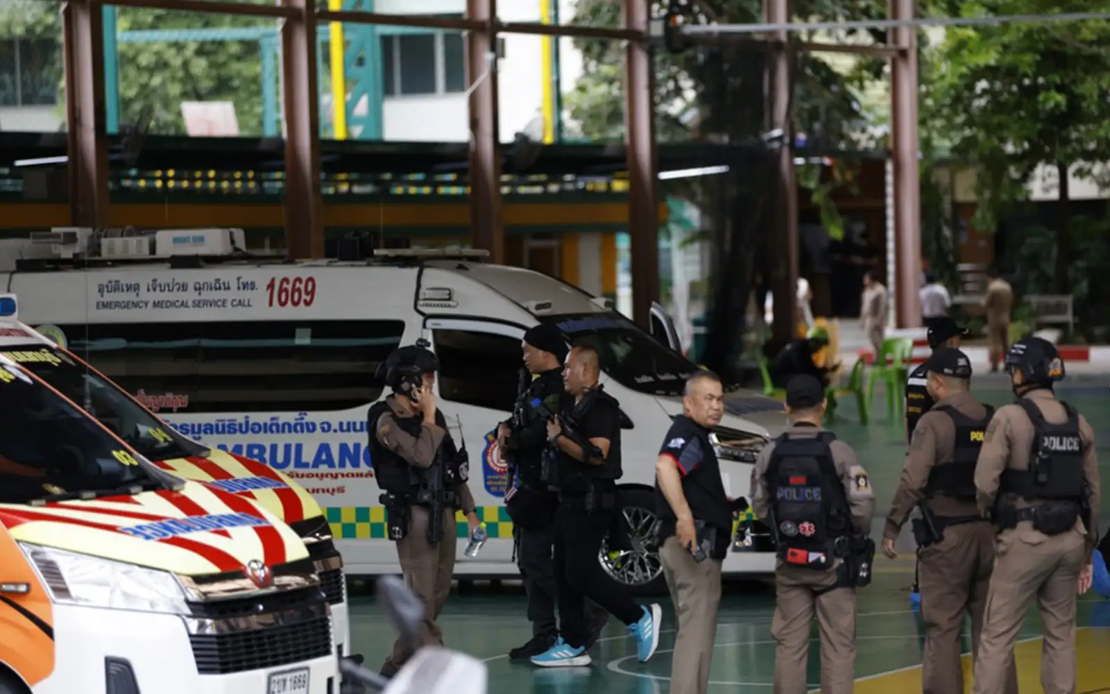 Suspek bunuh datuk, nenek sebelum lepas tembakan di sekolah