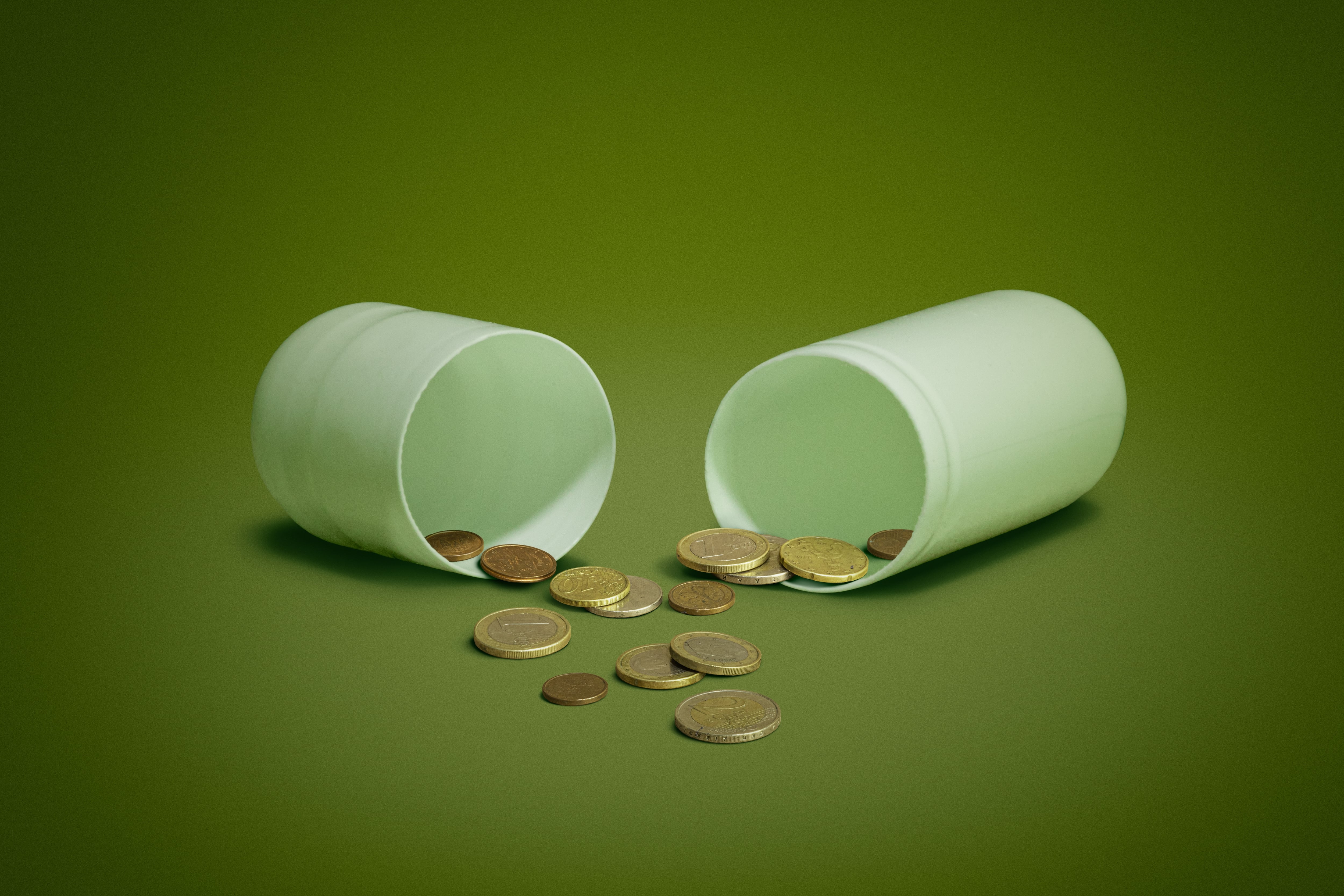 The promise of eternal youth: a multi-million-dollar business not without danger