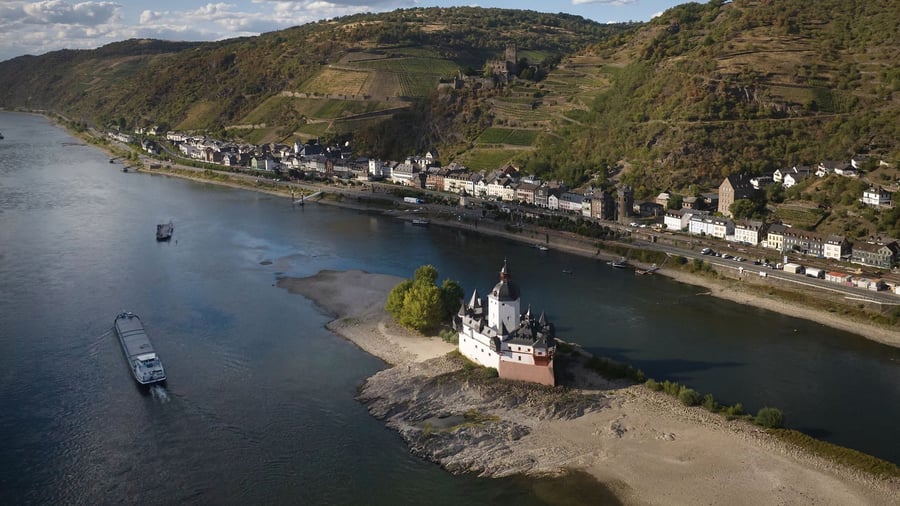 Low water: New historical record low at the Rhine gauges