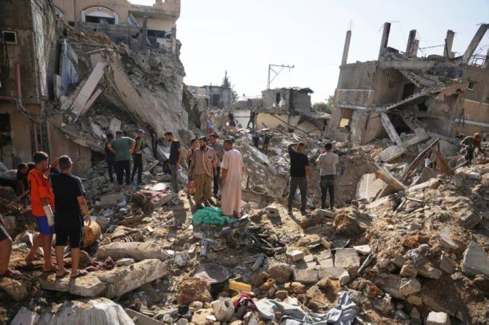 Over 100 ex-diplomats urge France, UK to sanction Israel over Palestine