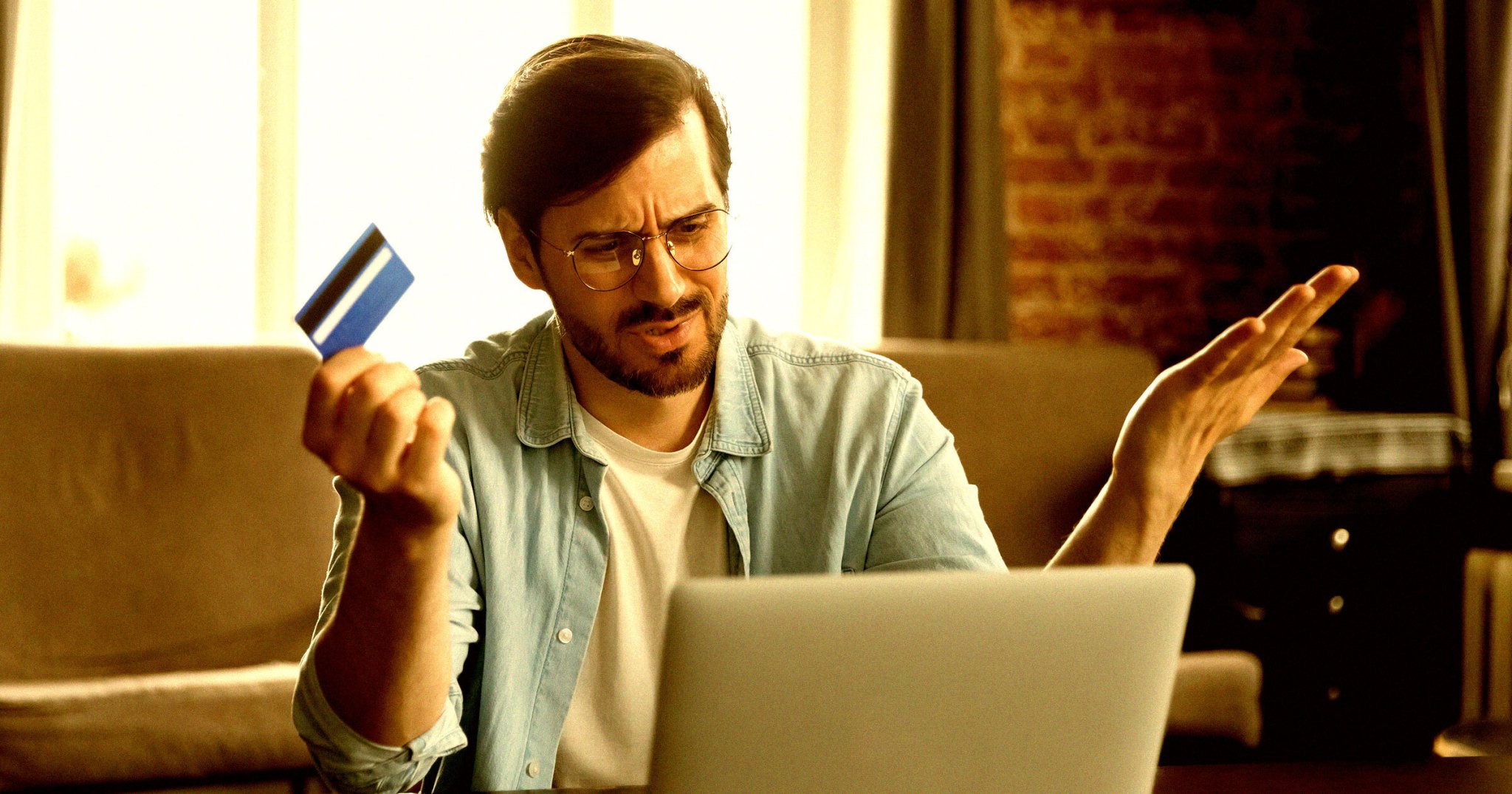 Man Sues Bank for Being Stupid Enough to Give Him a Mortgage Even When Experts Were Warning Him It Was About to Fall Into the Ocean