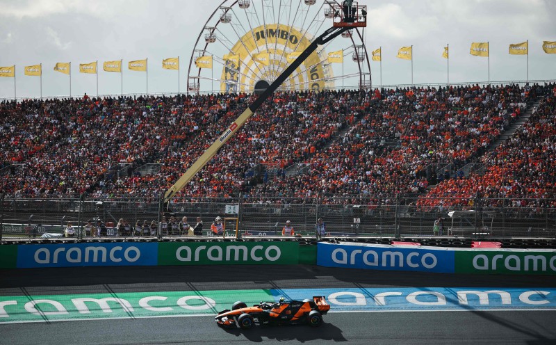 Norris beats Russell to pole in Dutch hat-trick for McLaren