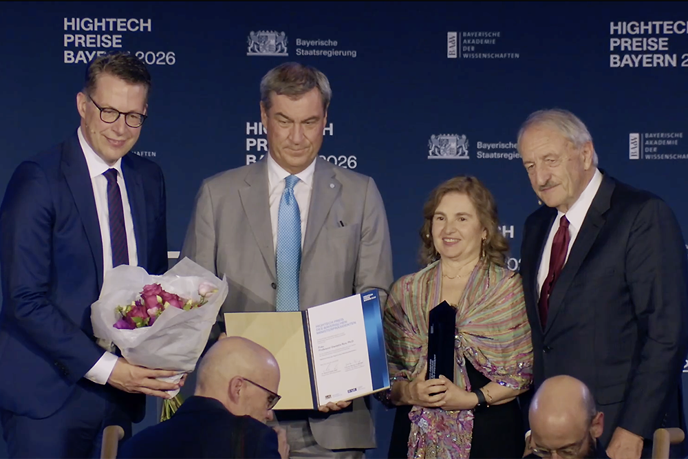 Daniela Rus receives Bavarian Minister-President's High-Tech Prize
