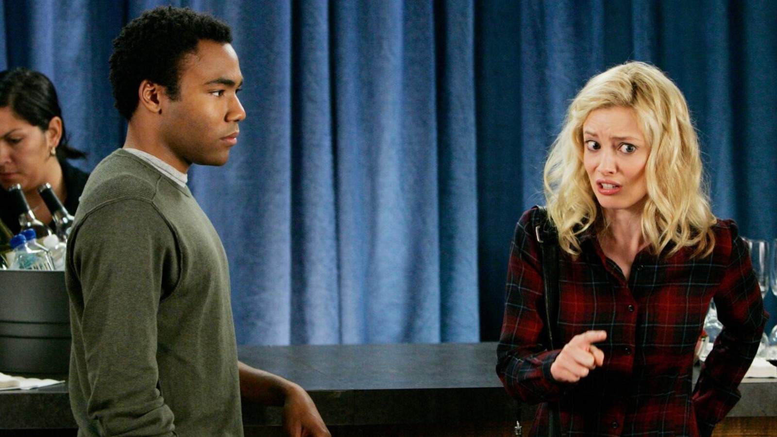 5 Times Sitcoms Were Ruined By A Romantic Pairing