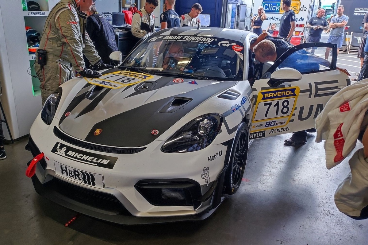 Why Porsche reunited Timo Bernhard and Jorg Bergmeister for its final 718 Cayman