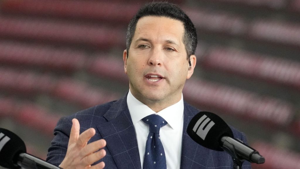 Adam Schefter Among Early Investors to Cash In on Underdog Sale