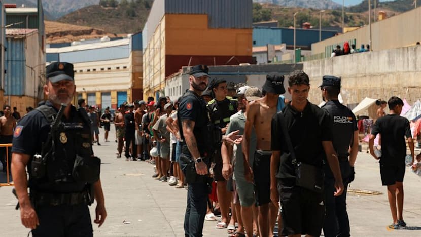 Italy defies Spanish demand to lift border curbs over Ceuta crisis