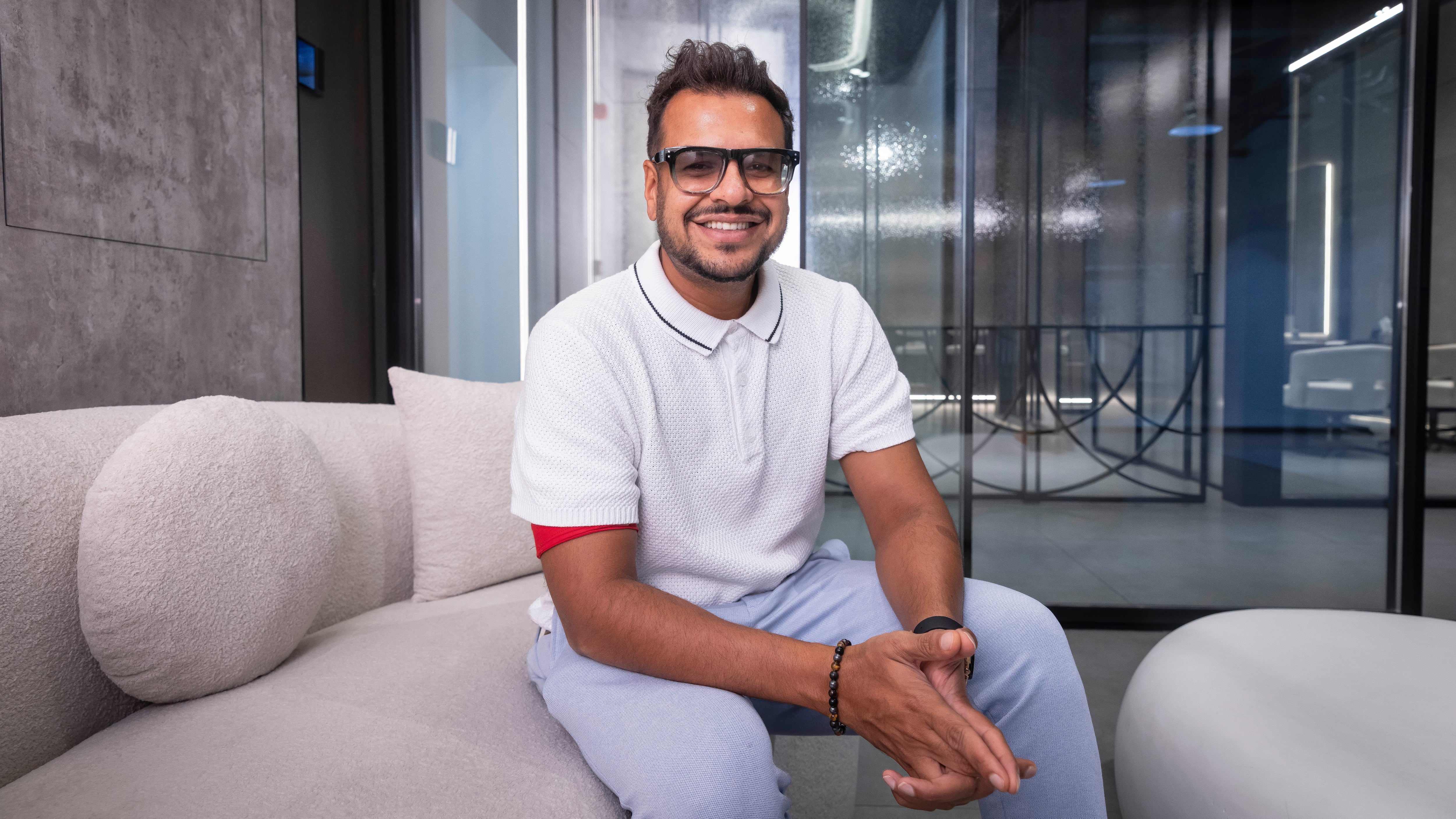 My Dubai Salary: From Dh690 per month to Dh40,000, but I want $1 million per day