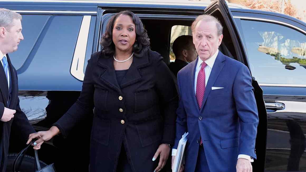 Trump revives threat to sack Fed governor Lisa Cook