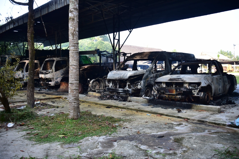 No militants have crossed into Malaysia after southern Thailand attacks, authorities say