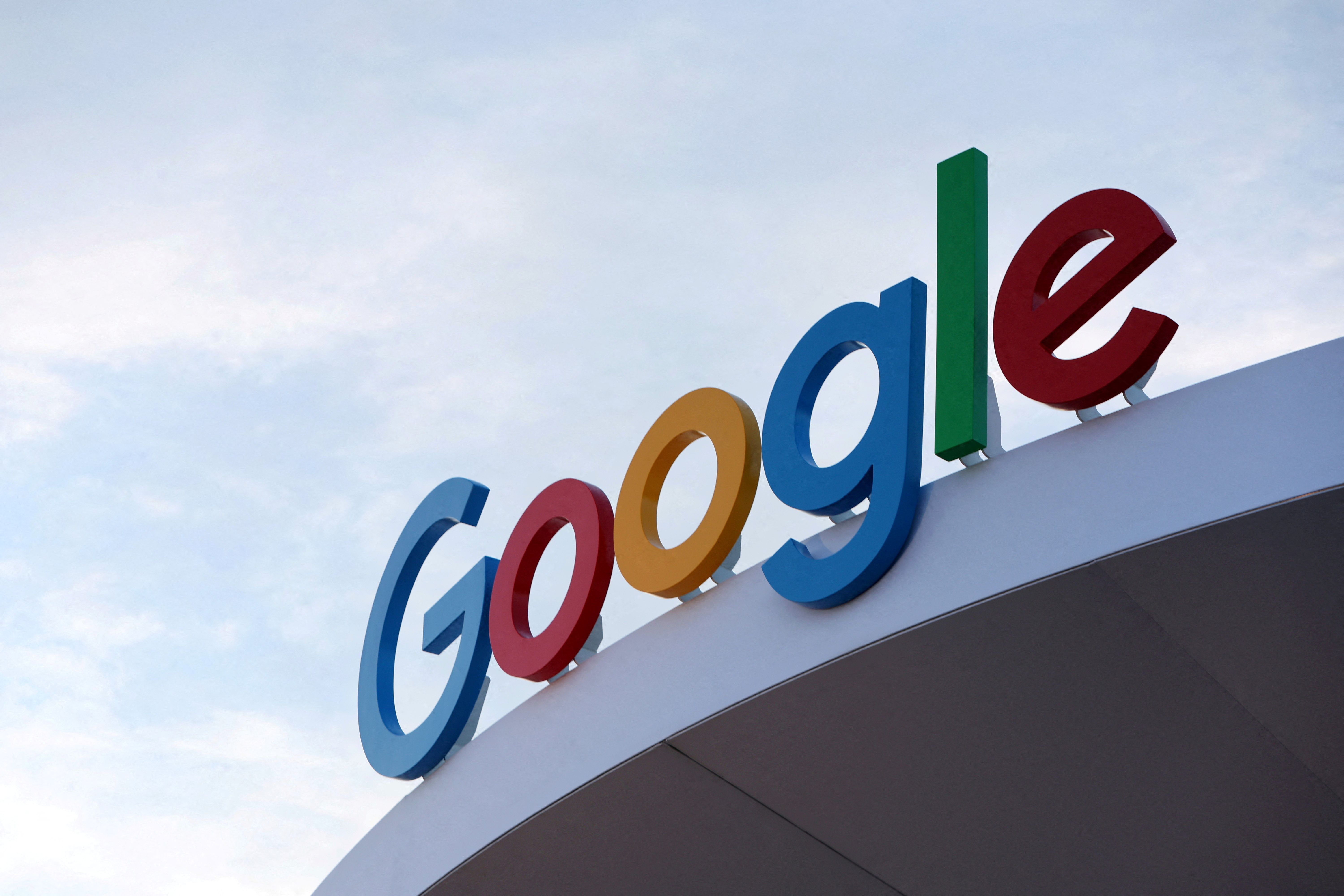 Google doesn't need the LLM crown