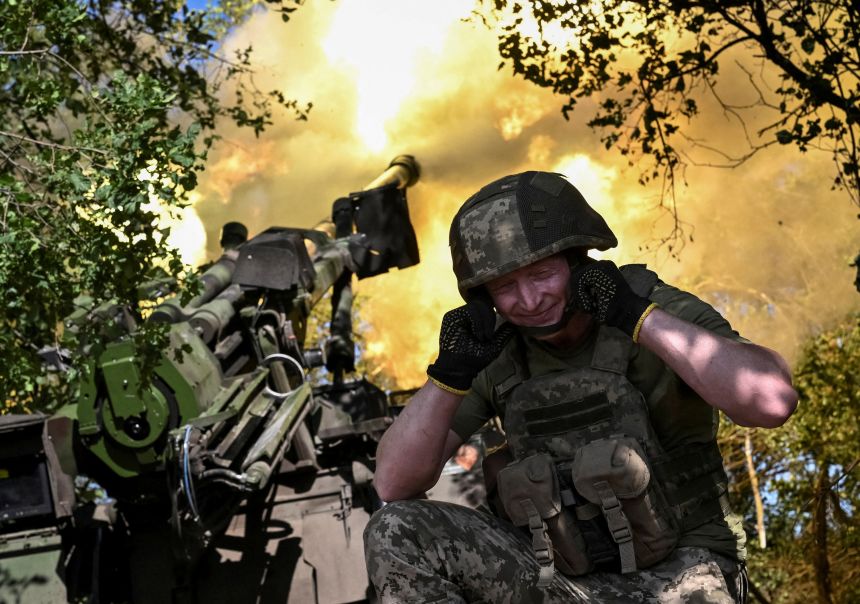 Russia likely to mobilize at least 300,000 more troops to Ukraine war, Zelensky warns