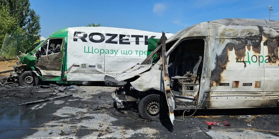 Russian jet-powered Shahed hits Rozetka warehouse with 270 people inside