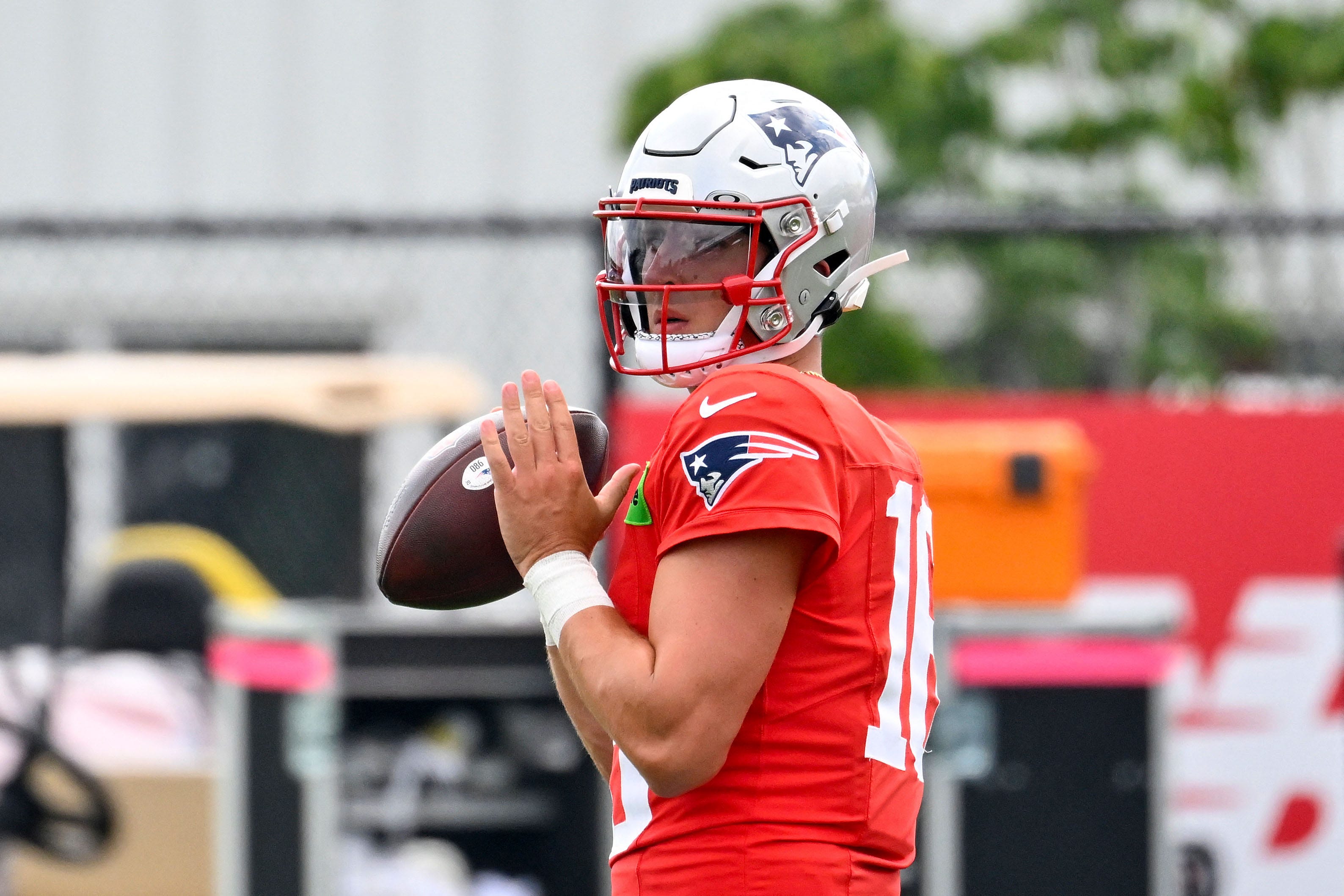 Patriots scrimmage highlights Drake Maye and offense