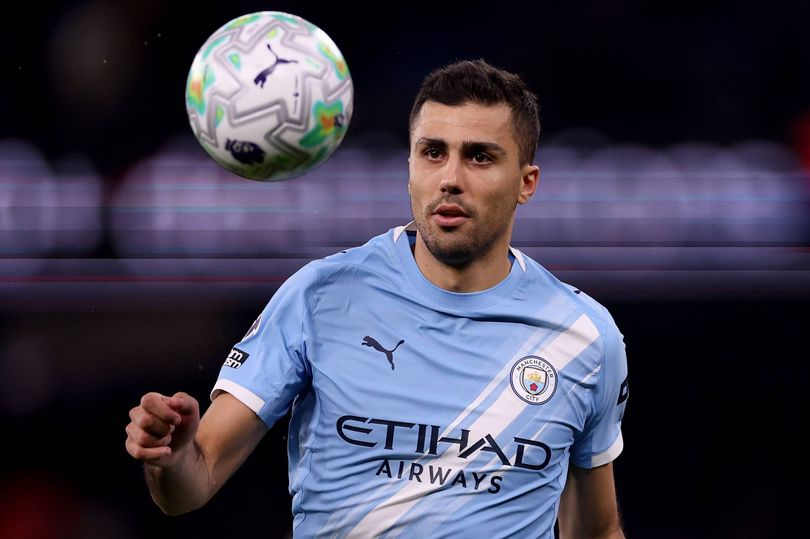 Barcelona Rodri bid rejected by Manchester City as Enzo Maresca's side holds firm on transfer fee