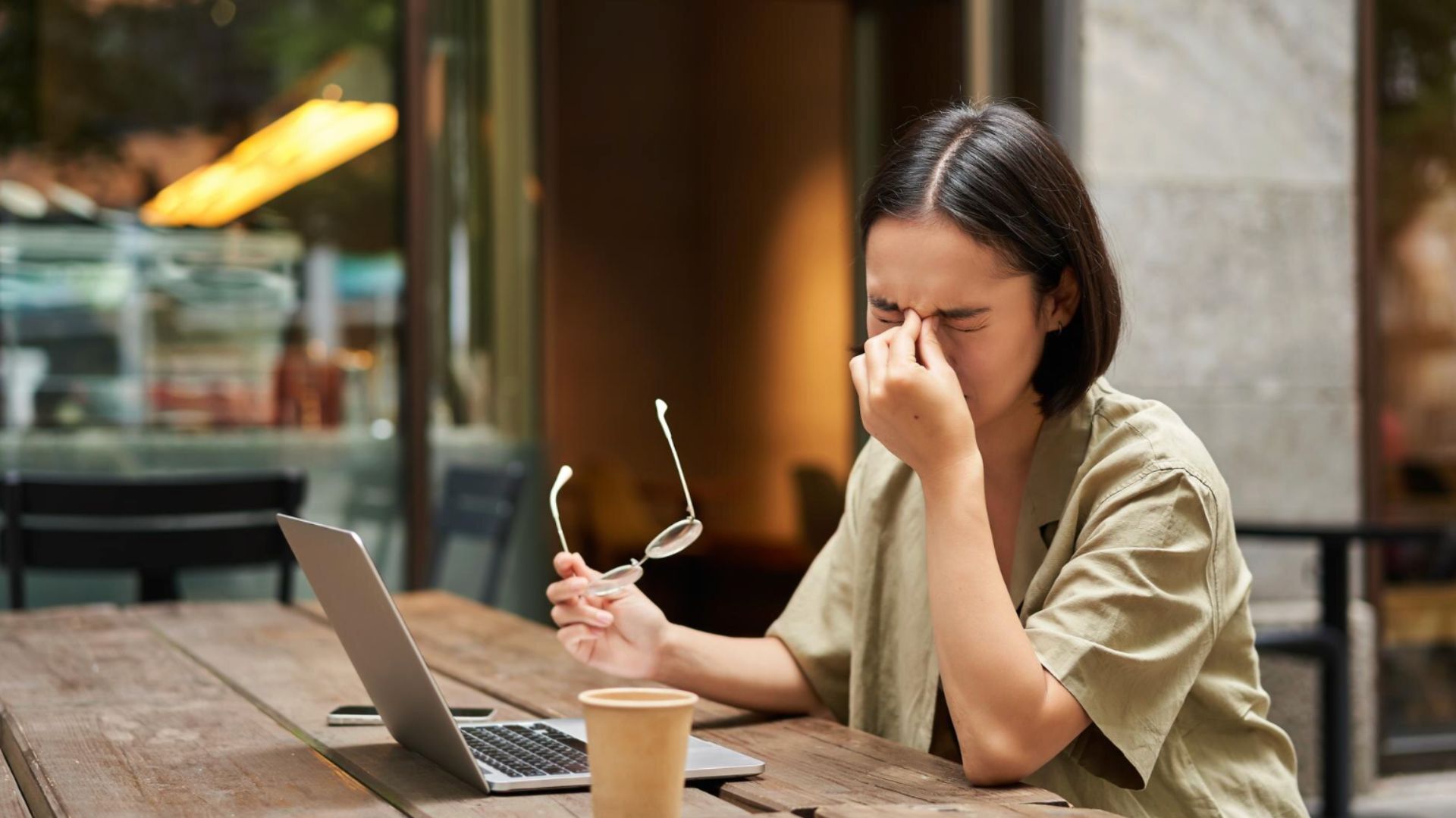 Is the Singaporean lifestyle just work, eat, sleep, repeat? Netizens share their thoughts
