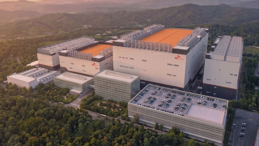 SK hynix approves $38B+ investment in two new memory fabs