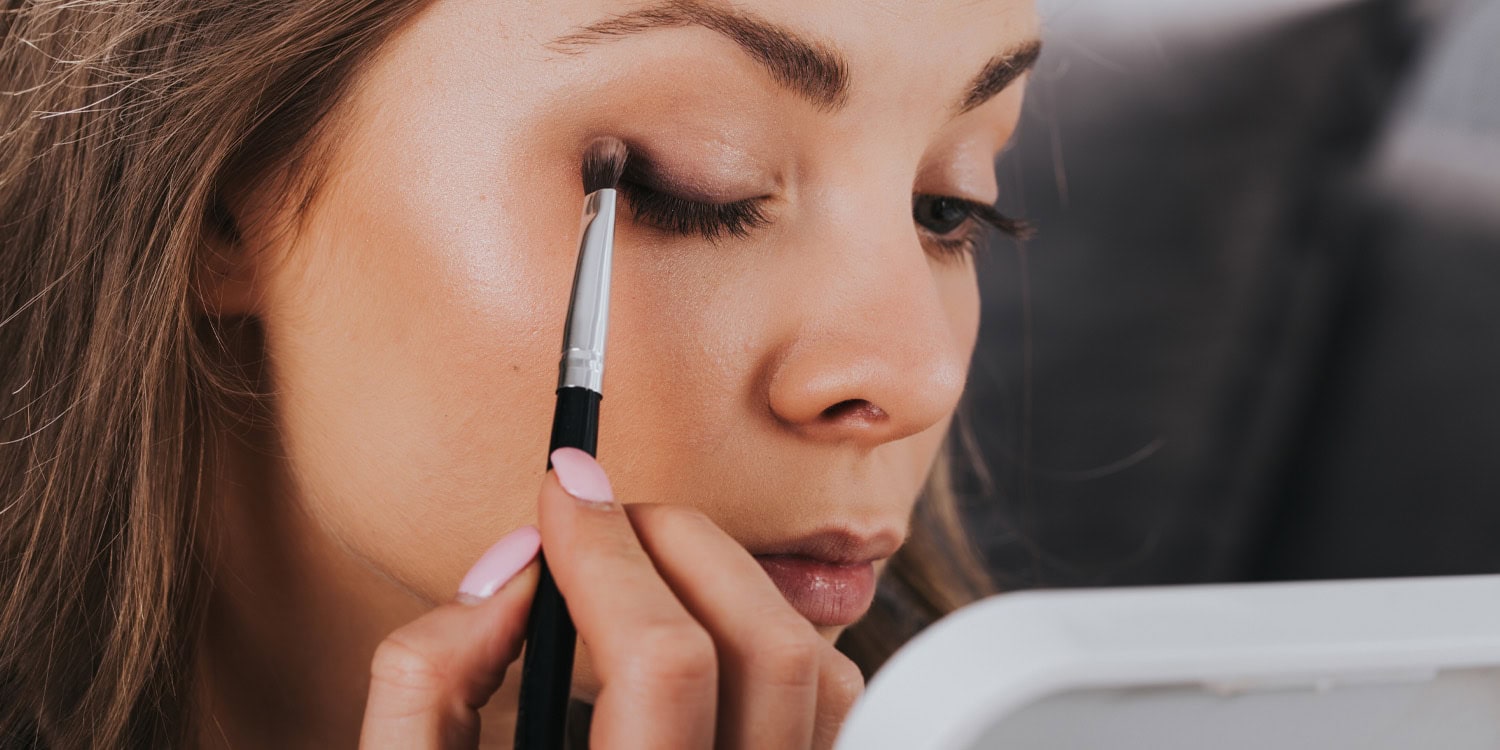 Men who crave social power are more likely to endorse strict beauty norms for women