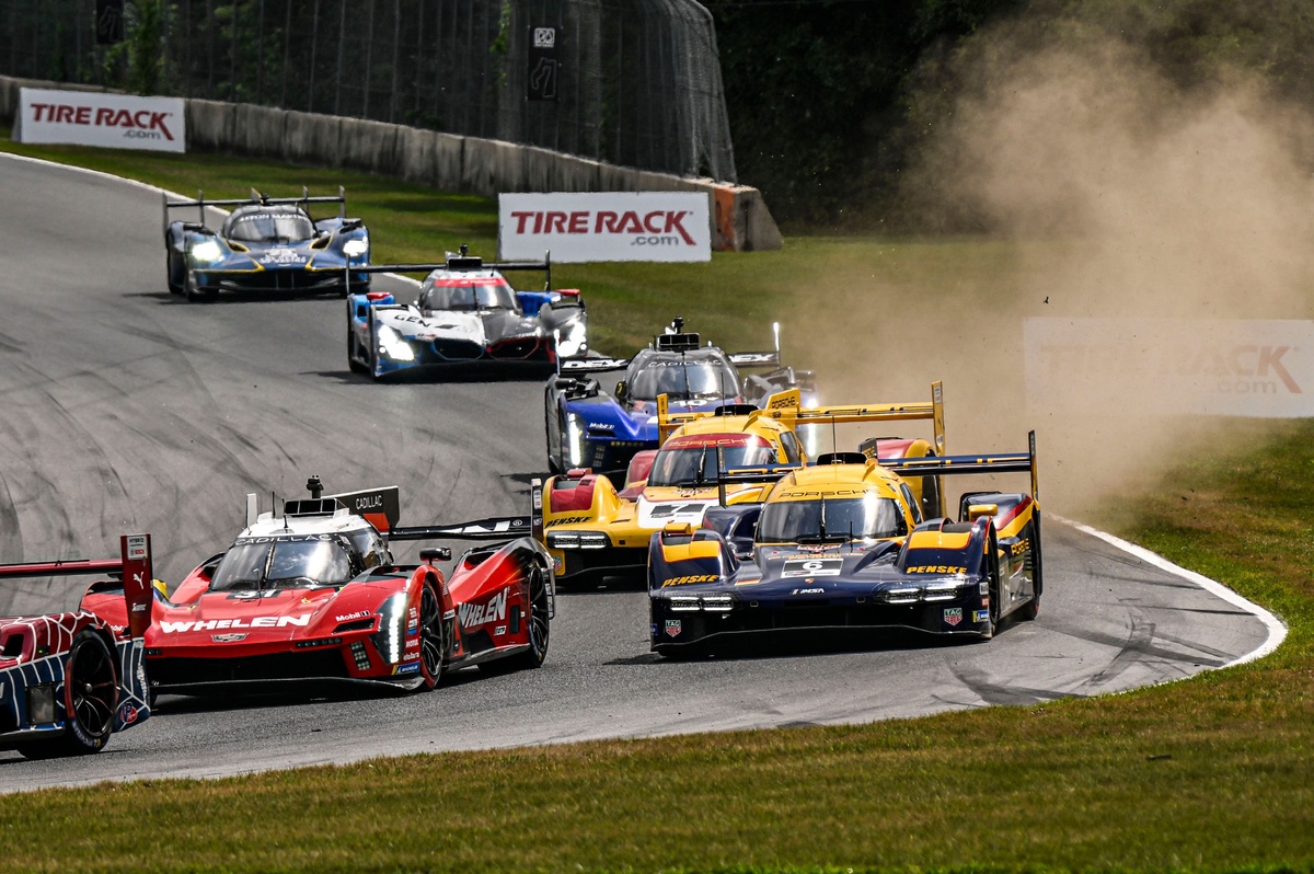 IMSA penalises No. 6 Porsche, puts Kevin Estre on probation after Road America crash
