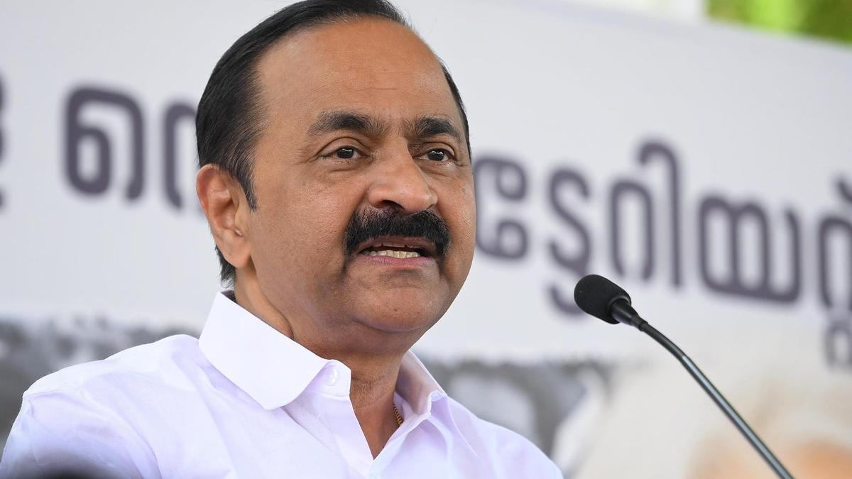 Govt had told HC to reject petition on Waqf Board reconstitution, says CM Satheesan; P.Rajeeve contests claim