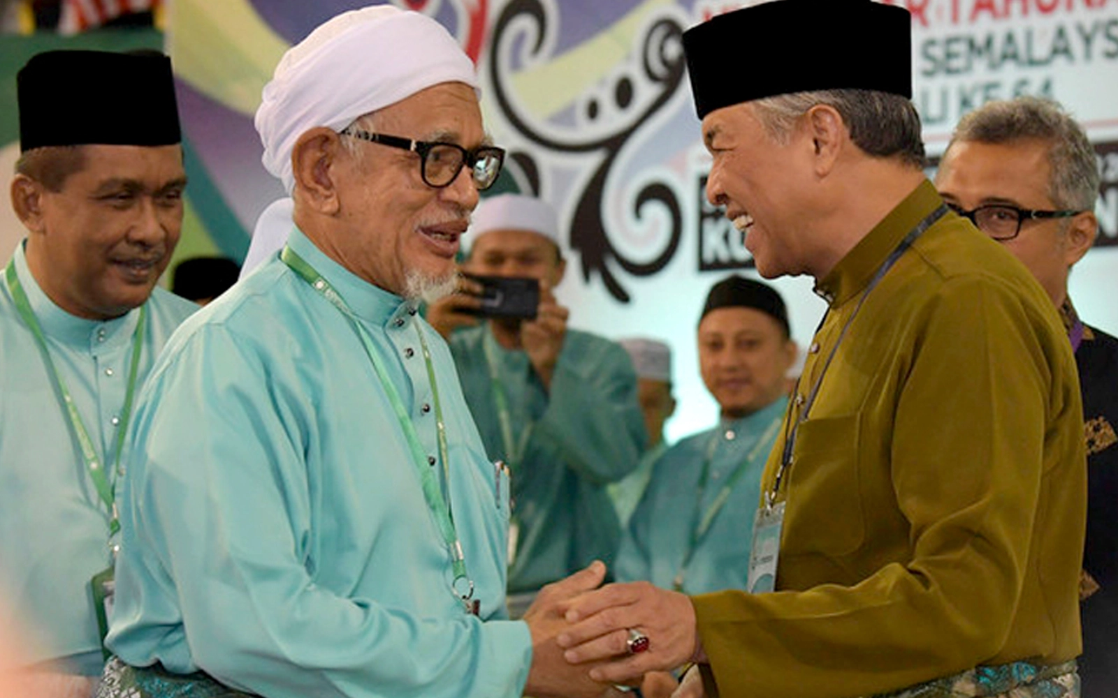 Gelombang biru BN-PN berpotensi sapu 122 kerusi pada PRU16, kata penganalisis