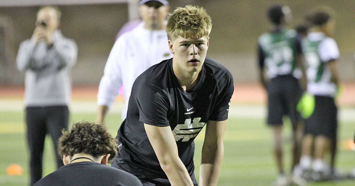 Kentucky QB commit Jake Nawrot opens senior season with four TDs in win for Hersey (Ill.)
