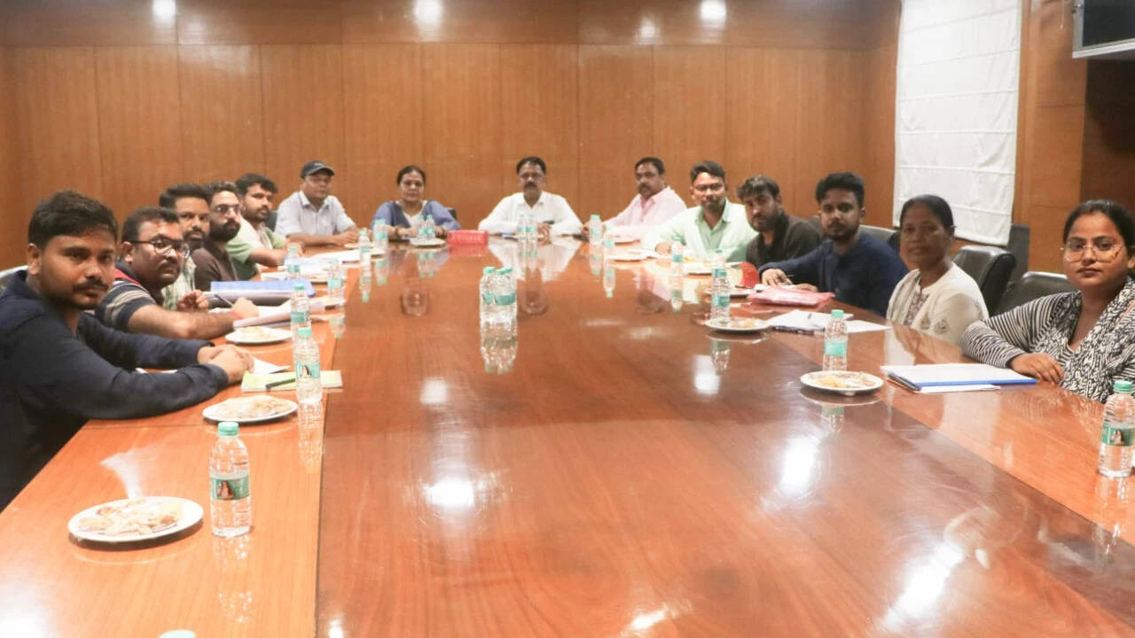 Soren govt opens dialogue with Jharkhand student protestors, says talks 'positive'