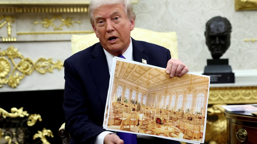 Trump's White House ballroom project stalled