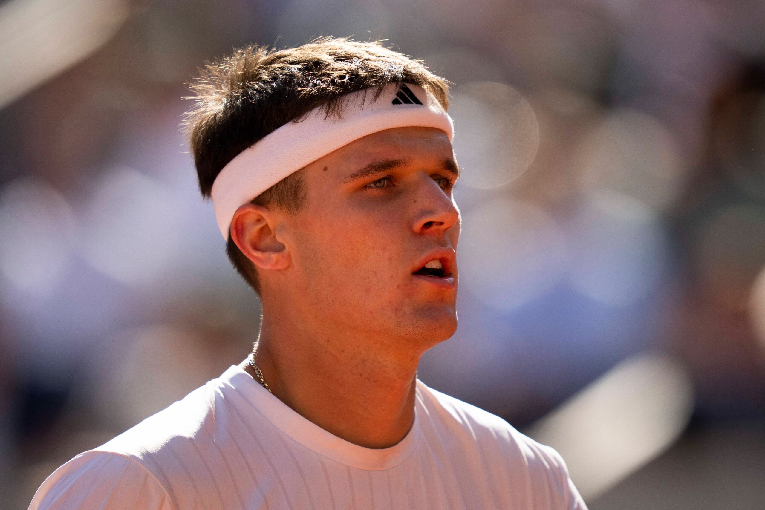 ‘Please Stop’ – Jakub Menšík’s Complaint Prompts Chair Umpire To Address Disruptive Fan in Montréal