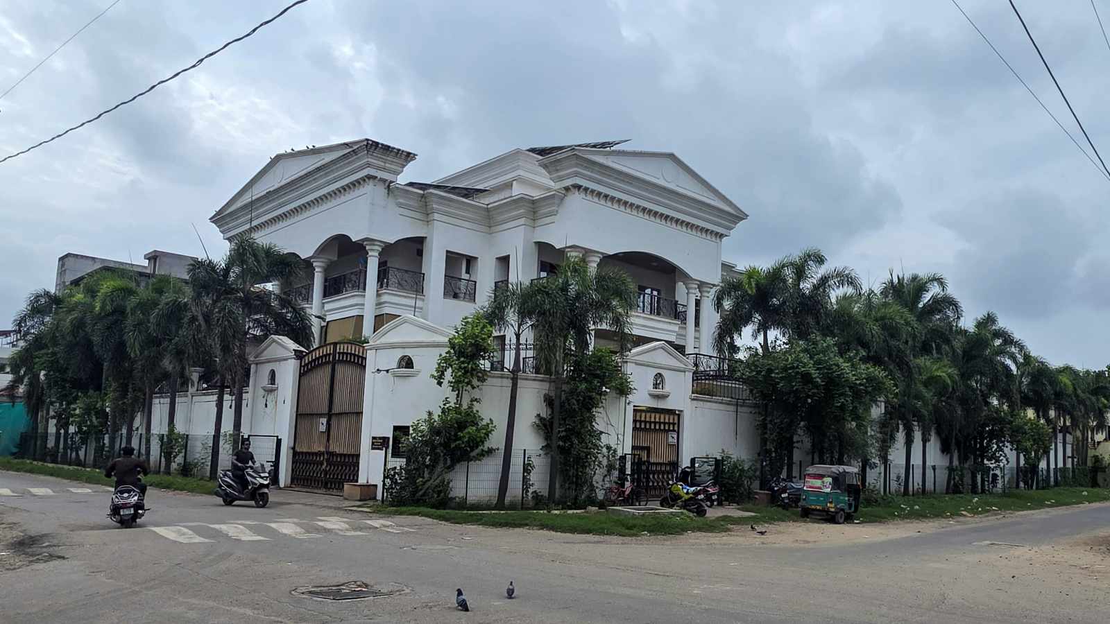 Landing in trouble: How a Vadodara plot sparked auction debate
