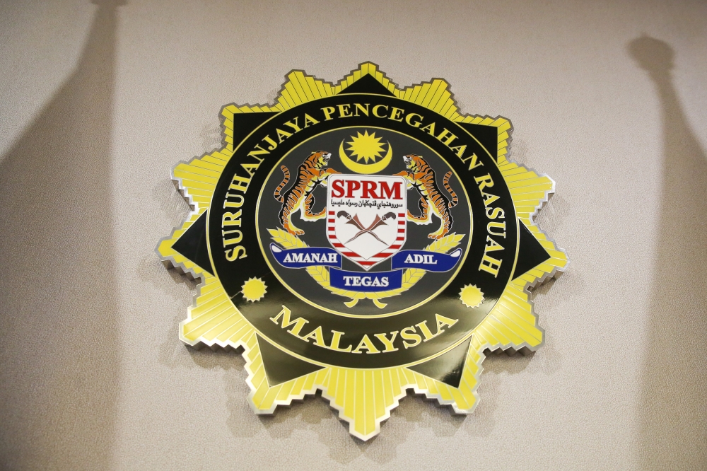 Penang land sale probe: MACC extends remand for agency chief and company director