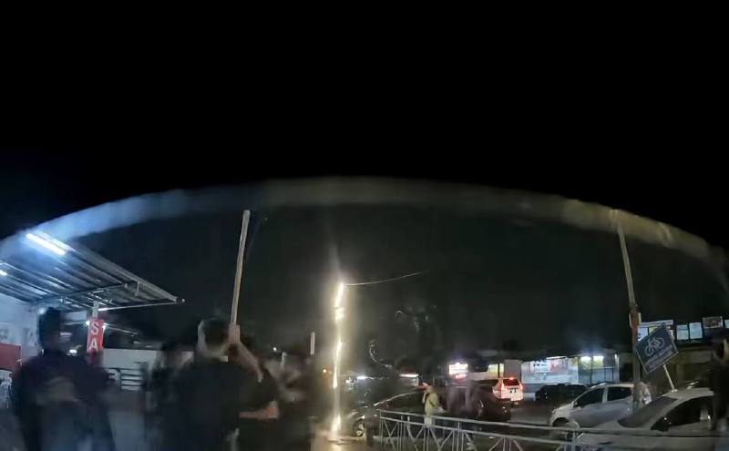 Five arrested over armed brawl in Pandamaran eatery
