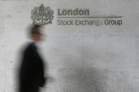 FTSE 100 today: Stocks lower as Iran sanctions and tech selloff weigh